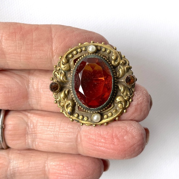 Vintage Etruscan Brooch Brass Natural Pearl Amber Glass Cabochon - Picture 8 of 8